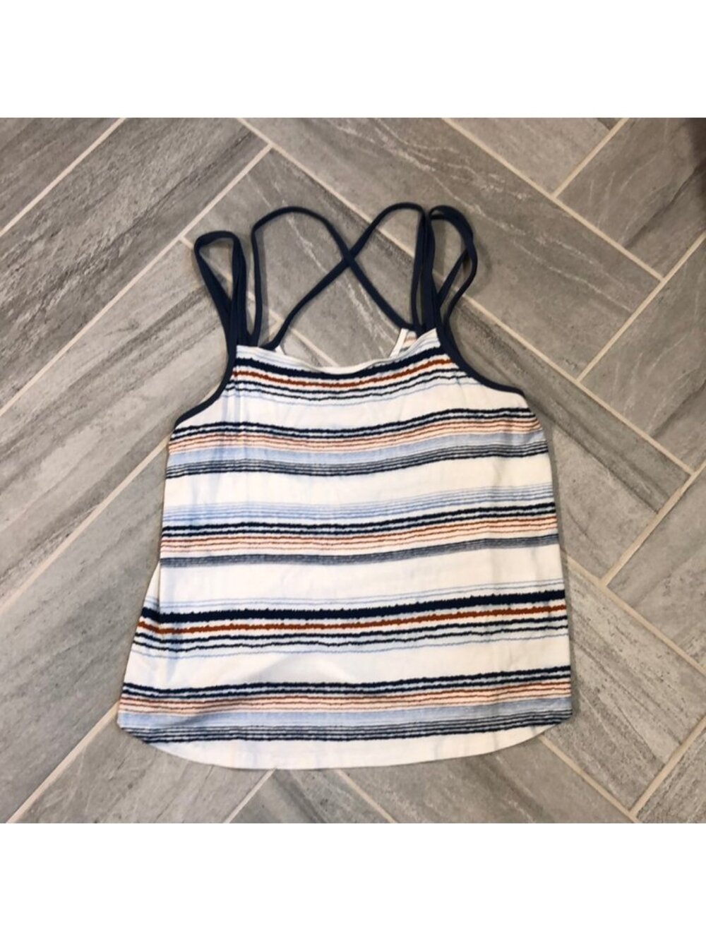 Tank top💜 - Picture 2 of 3